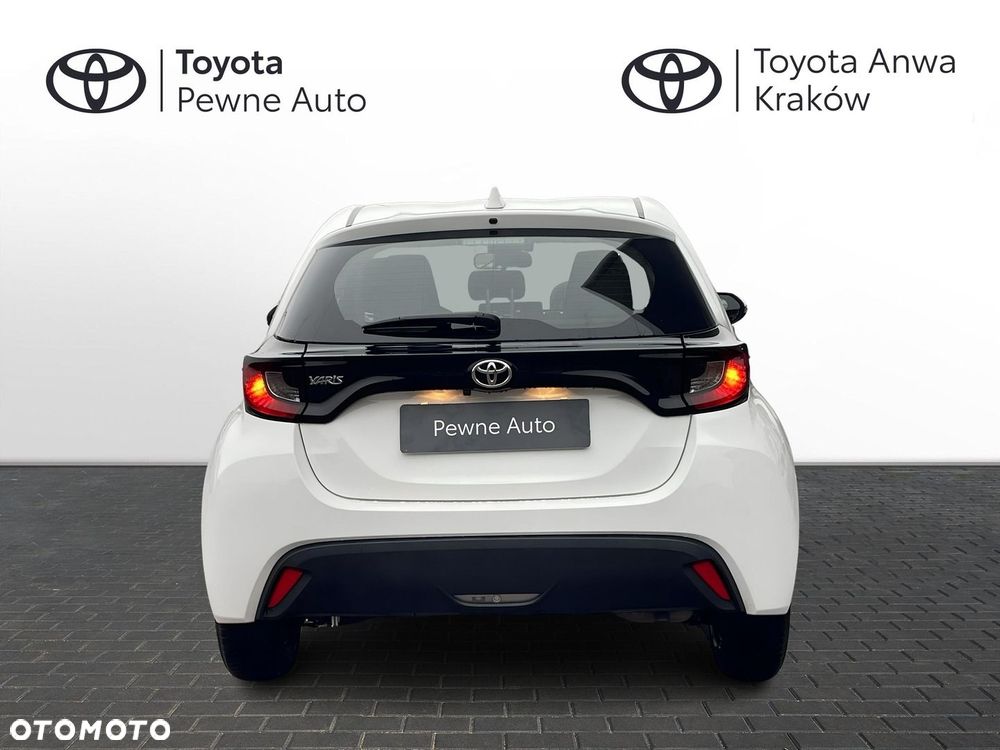 Toyota Yaris - 8