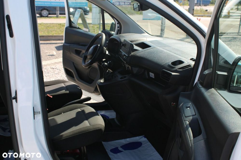 Toyota Proace City - 26