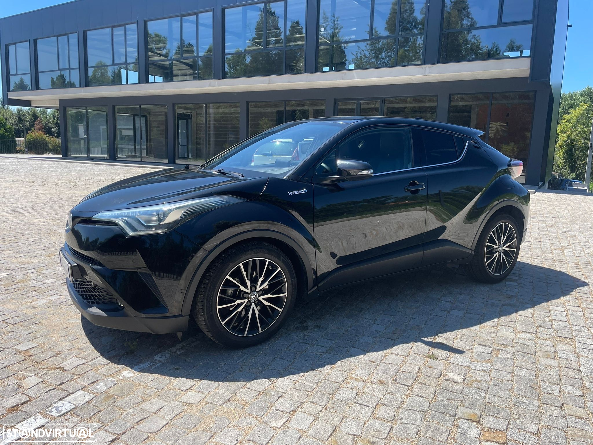 Toyota C-HR 1.8 HSD Exclusive+P.Luxury - 3