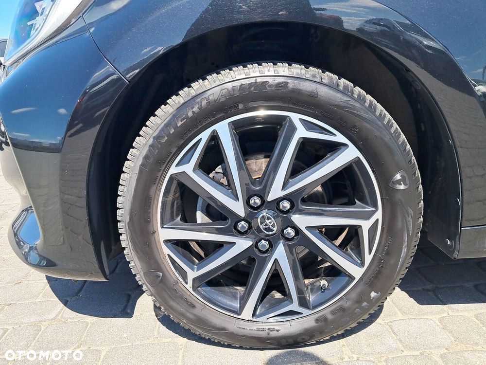 Toyota Yaris - 10