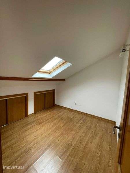 Arrenda-se luminoso apartamento T1 em Odivelas, consumos incluídos - Grande imagem: 2/6
