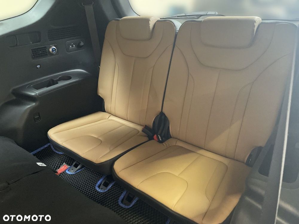 Hyundai Santa Fe - 38