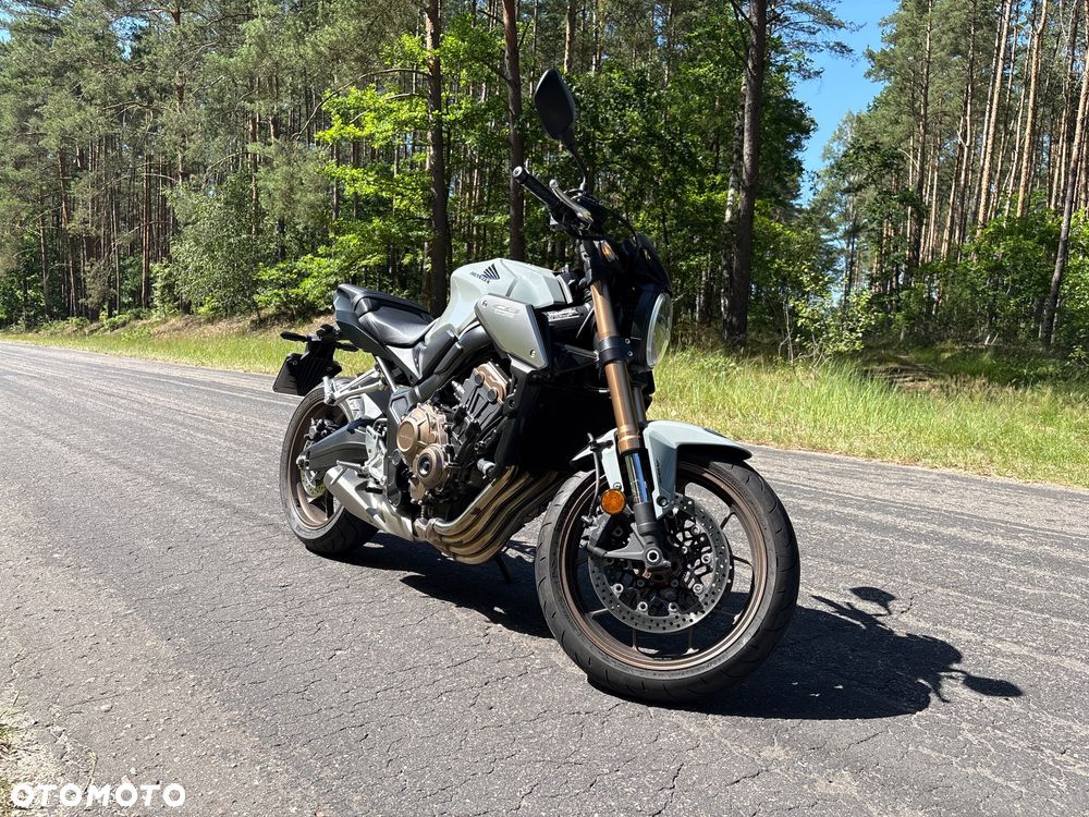 Honda CB - 4