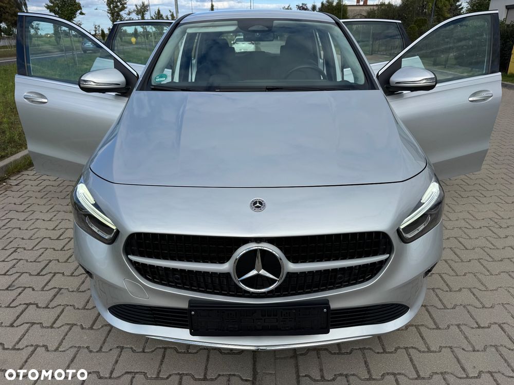 Mercedes-Benz Klasa B 180 Progressive 7G-DCT - 37