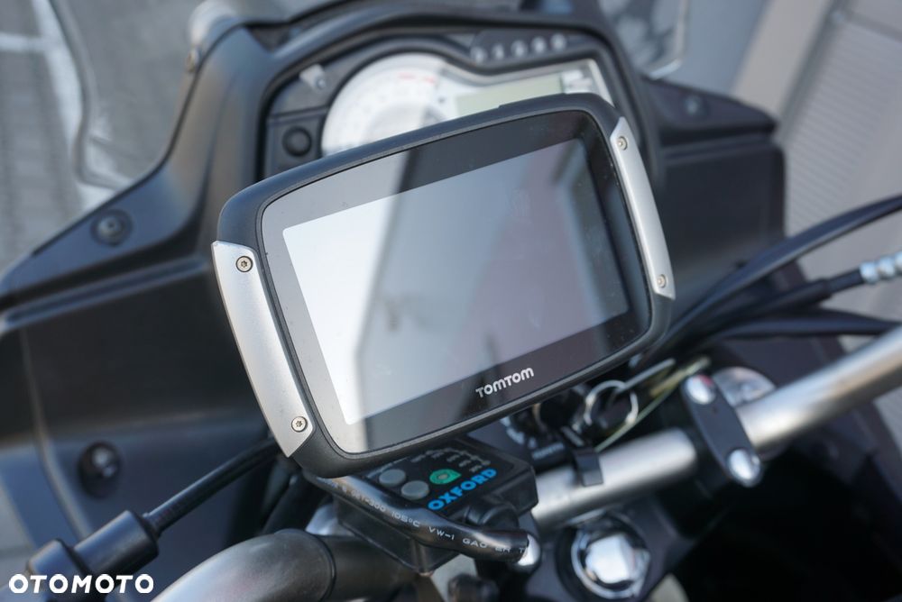 Suzuki V-STROM - 18