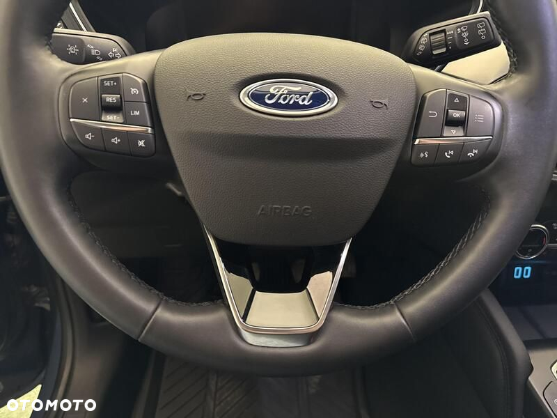 Ford Kuga - 14