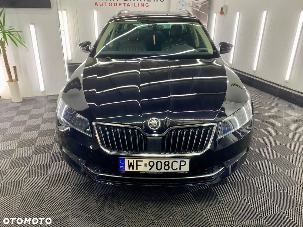 Skoda Superb 2.0 TDI L&K DSG - 6