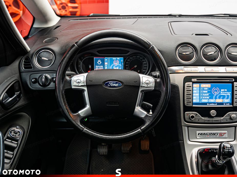 Ford S-Max - 14