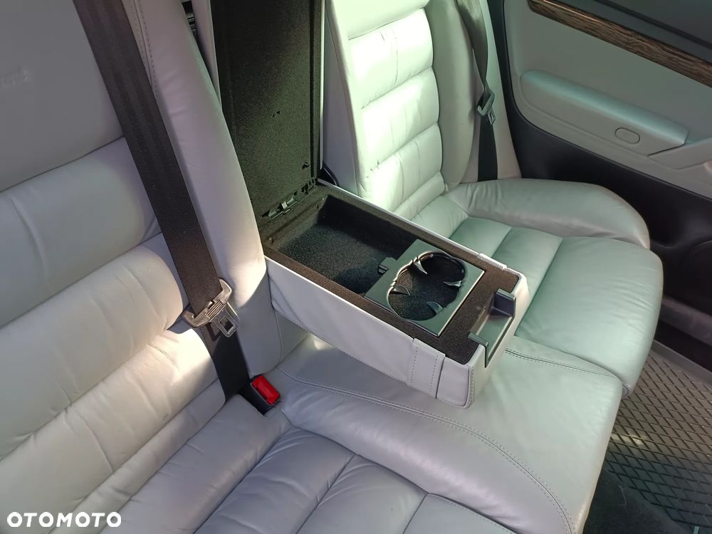 Skoda Superb 2.0 TDI DPF Ambiente - 5