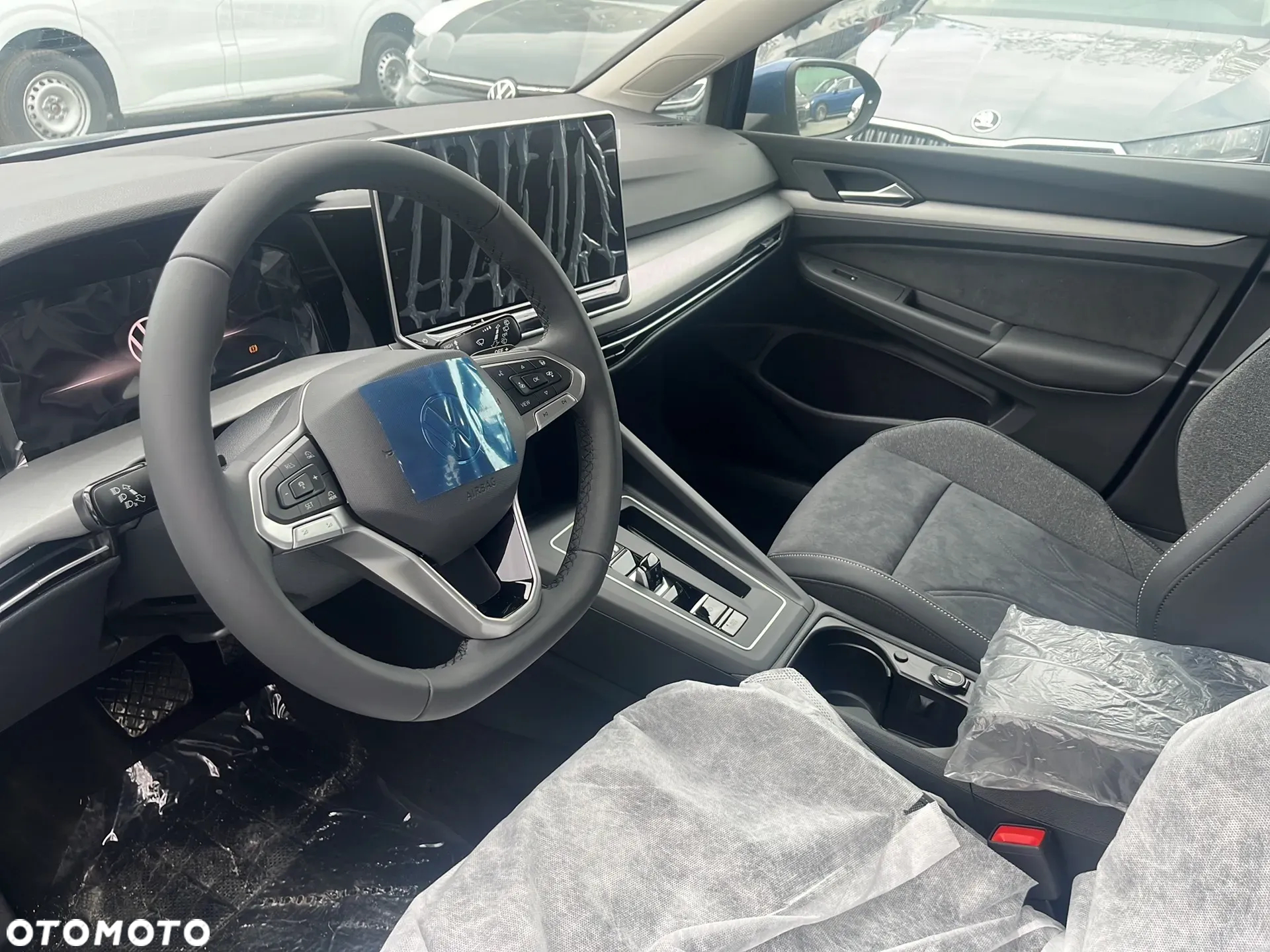 Volkswagen Golf - 9