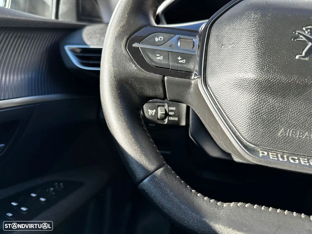 Peugeot 5008 BlueHDI 130 EAT8 Allure Pack - 25