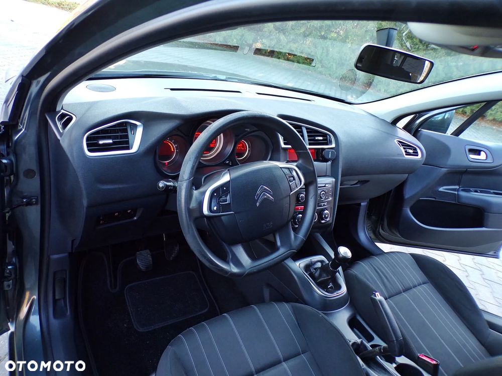 Citroën C4 HDi 90 Attraction - 15