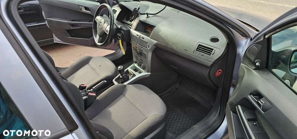 Opel Astra 1.4 - 9
