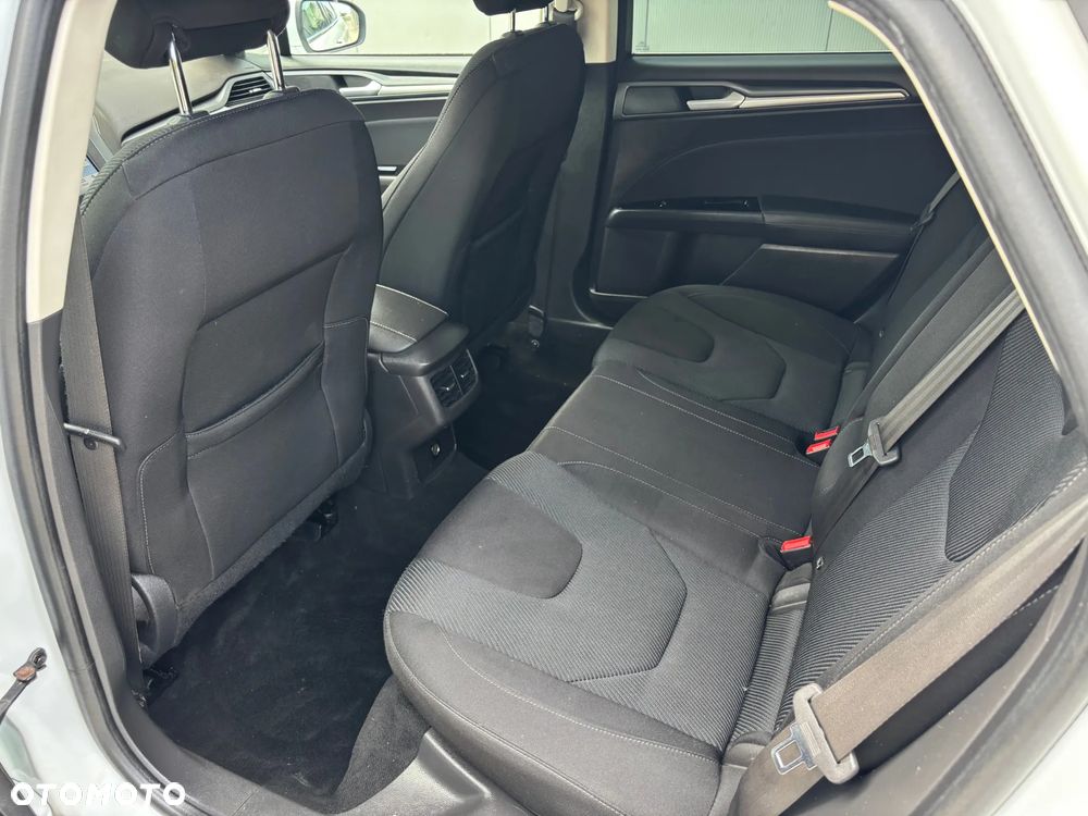 Ford Mondeo 2.0 TDCi Titanium PowerShift - 10