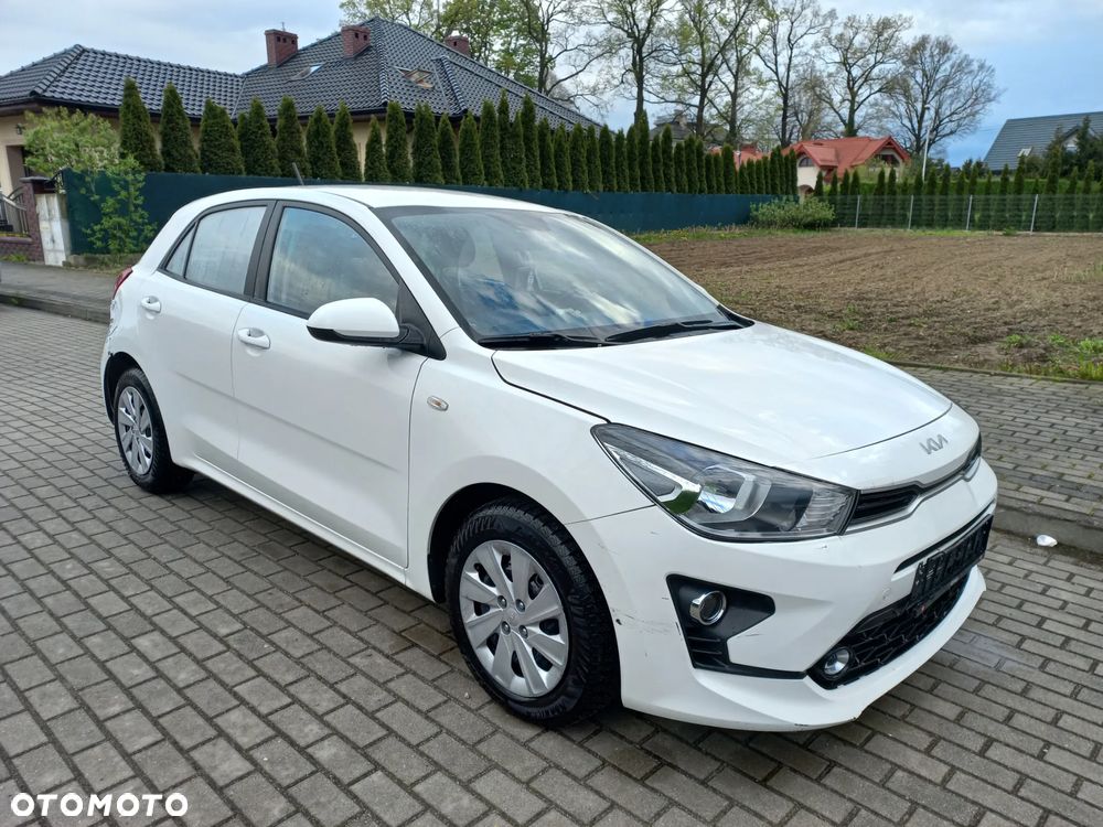 Kia Rio 1.2 Edition 7 - 13