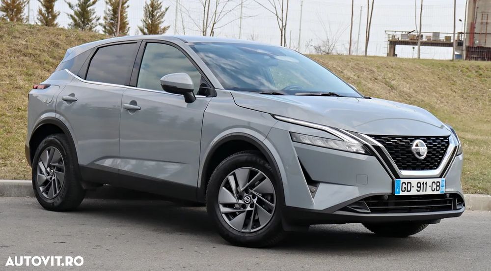 Nissan Qashqai - 1