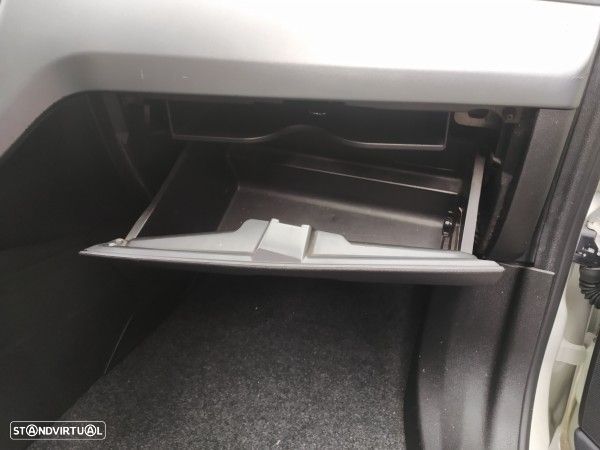 Porta Luvas Fiat Punto Evo Van (199_) - 2