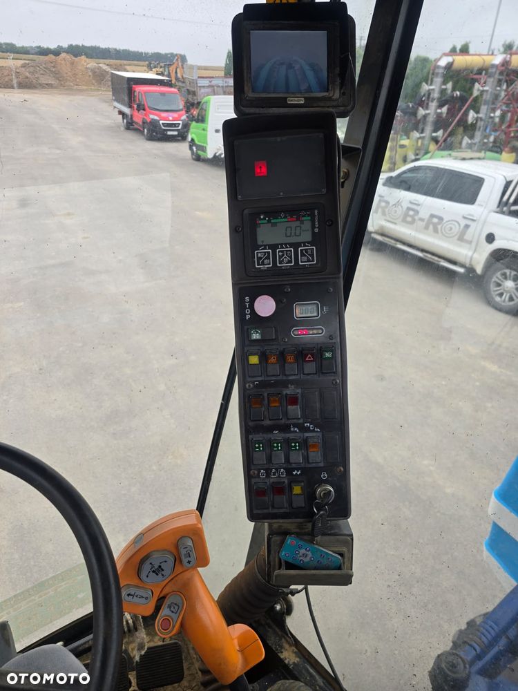 New Holland Braud 58 - 10