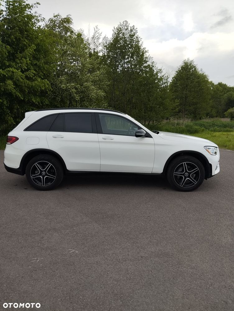 Mercedes-Benz GLC - 12