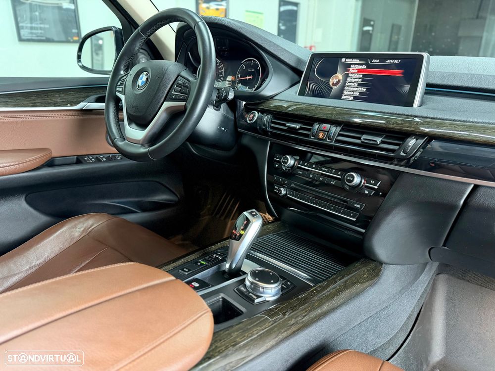 BMW X5 xDrive30d - 26