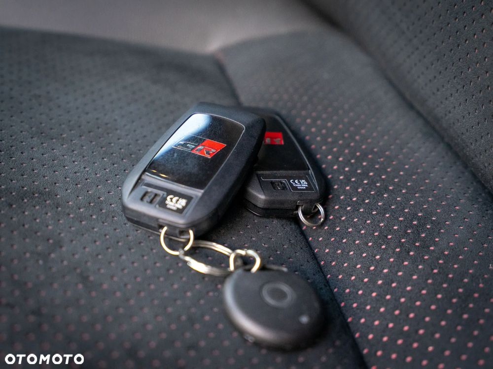 Toyota Yaris Hybrid 1.5 GR Sport - 30