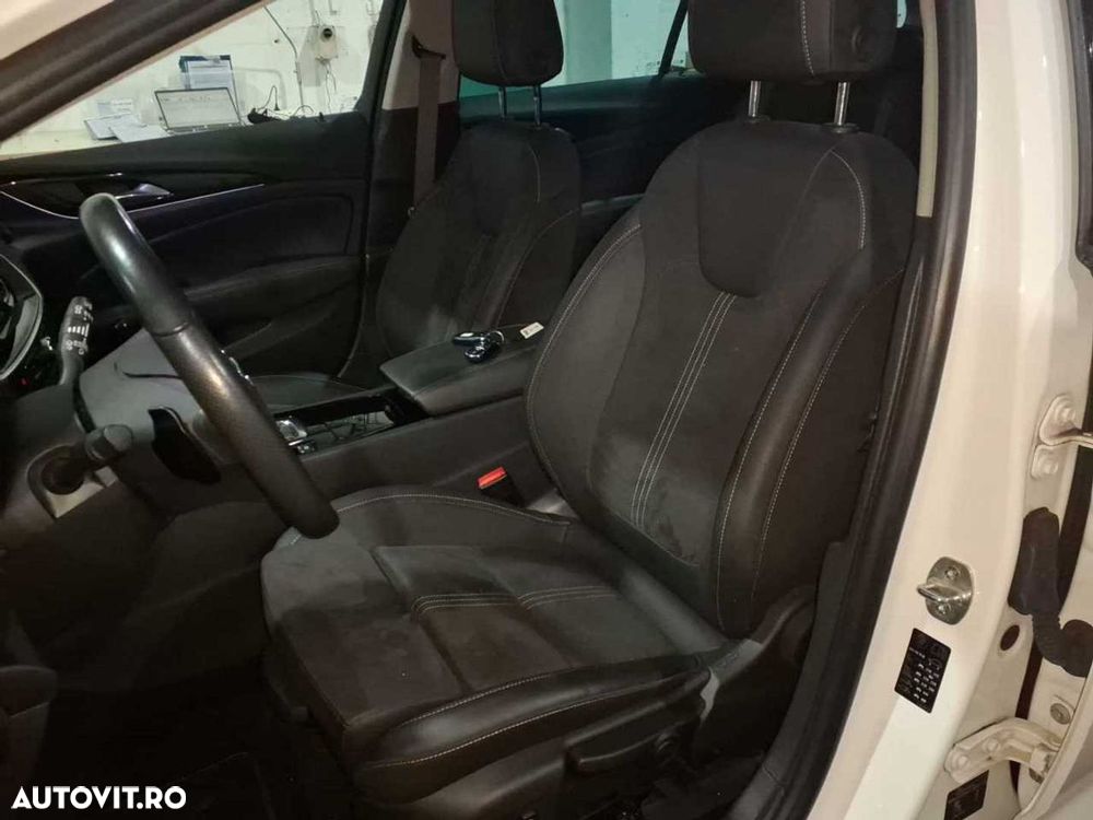 Opel Insignia Sports Tourer 2.0 Diesel Aut Exclusive - 6