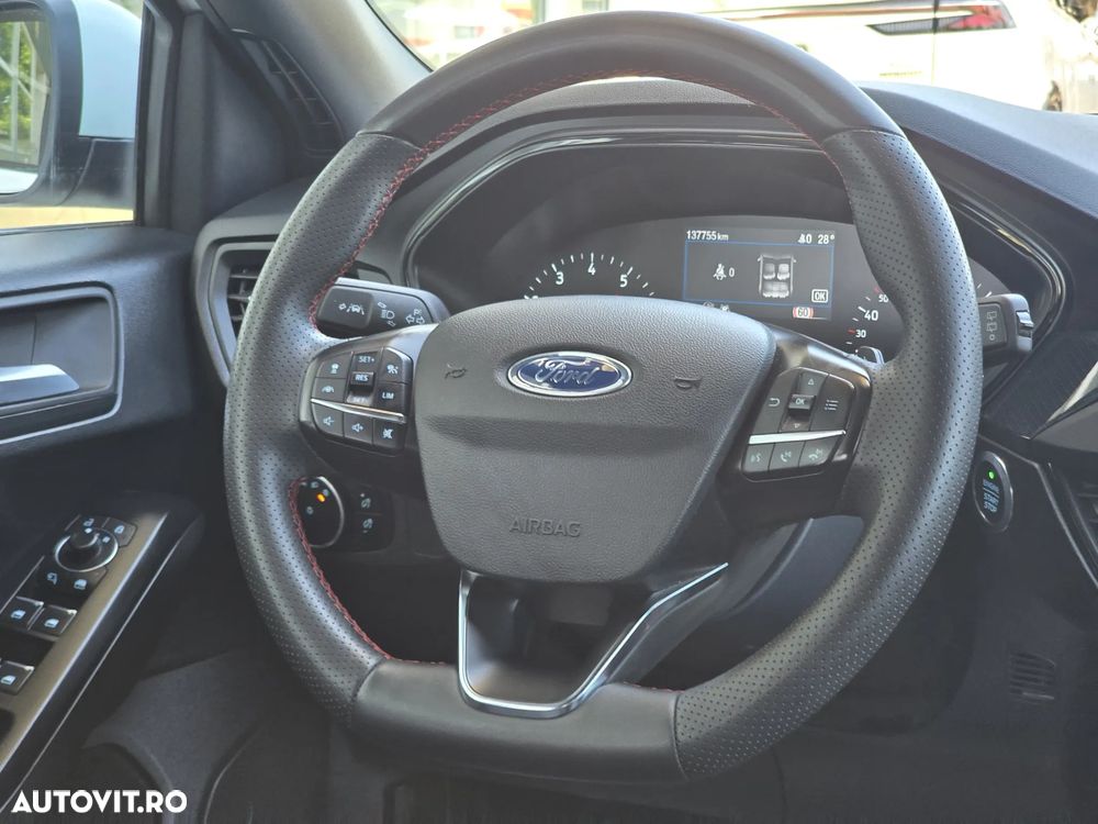 Ford Focus 1.5 EcoBoost ST-Line - 21