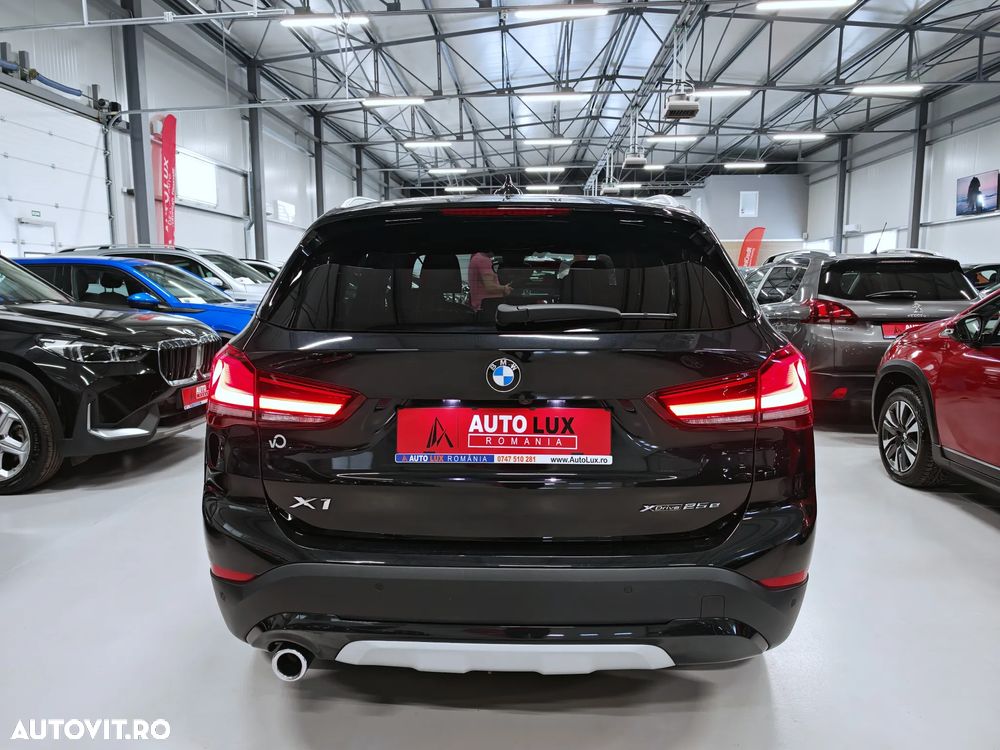 BMW X1 xDrive25e xLine - 32