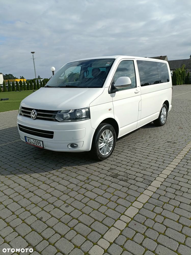 Volkswagen Multivan - 2