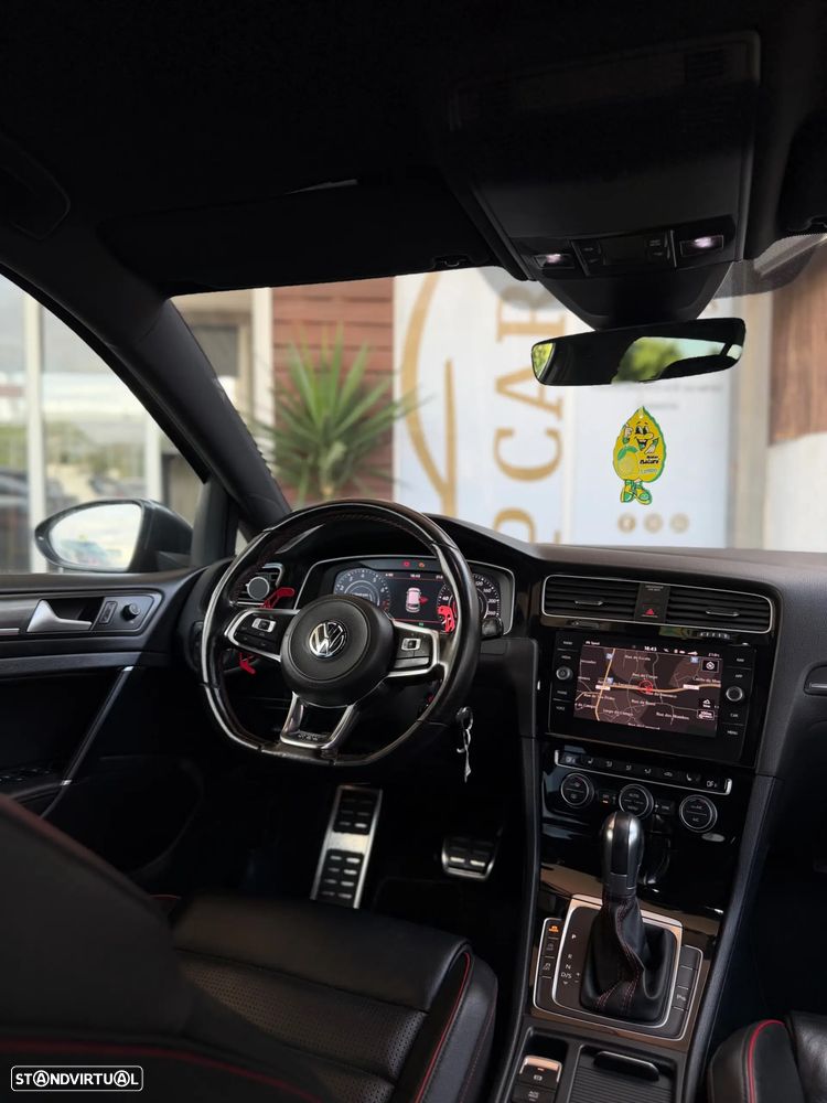 VW Golf 2.0 TSI GTI DSG Performance - 26