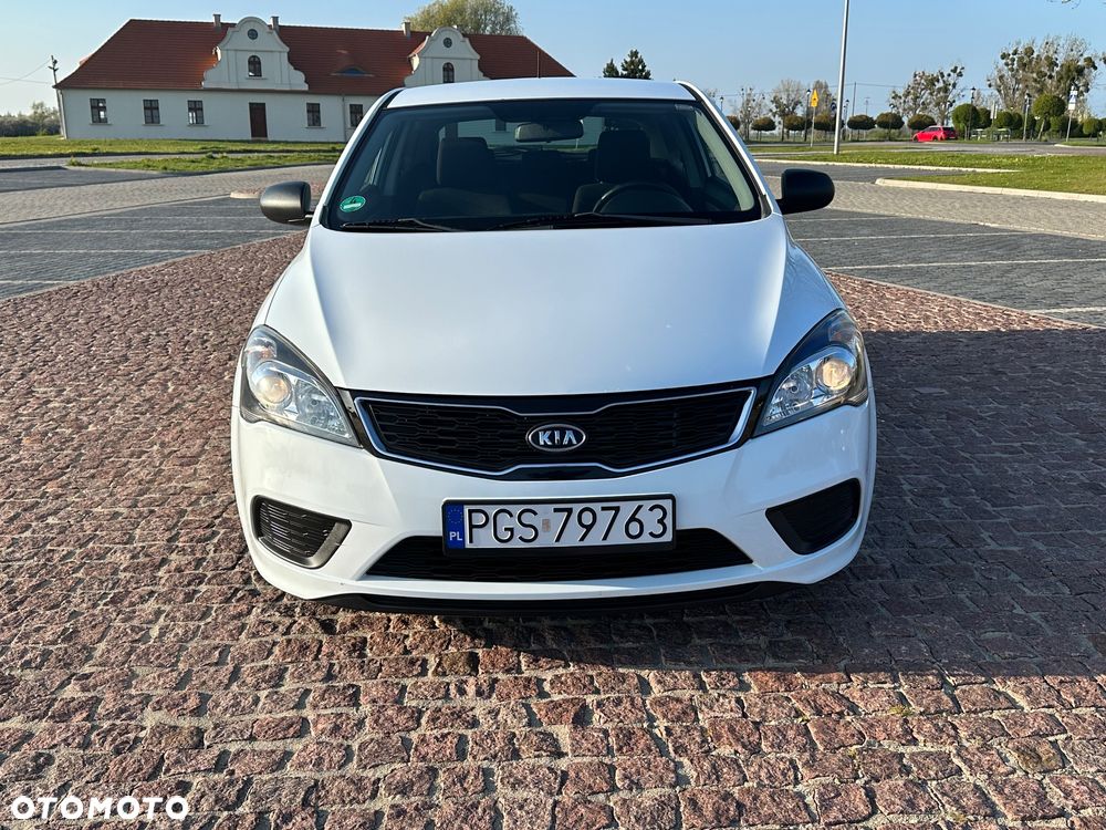 Kia ProCeed 1.4 M - 16