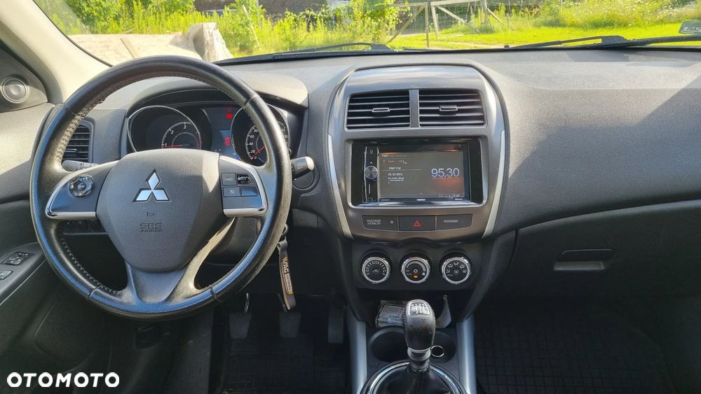 Mitsubishi ASX 1.8 DID Invite 4WD AS&G - 10