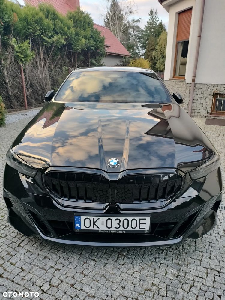 BMW Seria 5 2025 photo 5