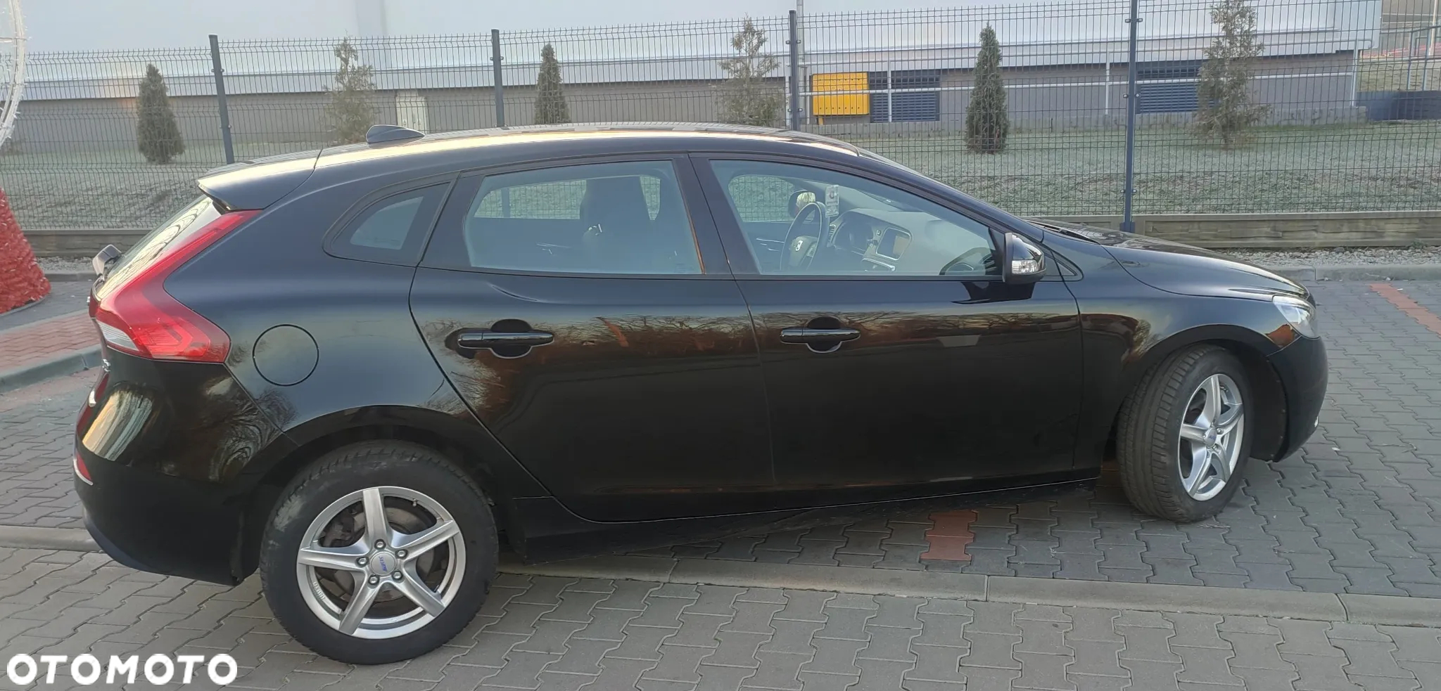 Volvo V40 D2 - 4