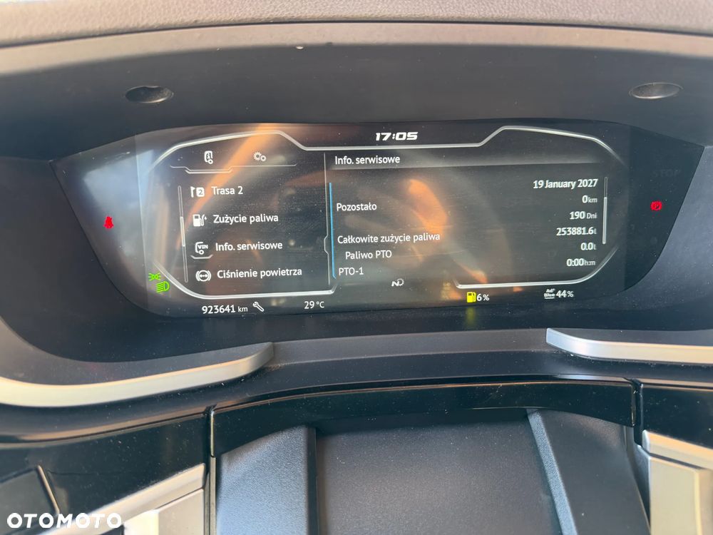 DAF XG+ 530 KM / RETARDER INTARDER / FULL KONTRAKT DAF / KLIMA POSTOJOWA / MAX ZBIORNIKI 1465 L / NAJWIĘKSZA KABINA XG PLUS / FULL SPOJLERY / DOSTĘPNE 3 SZTUKI !! - 32