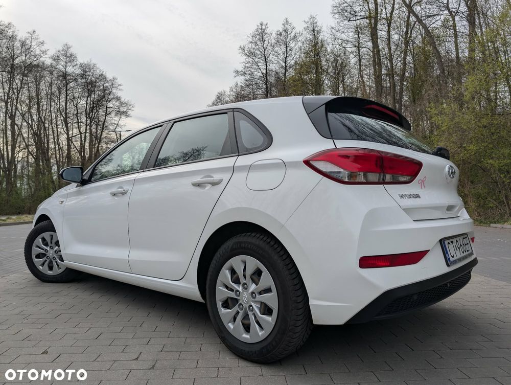 Hyundai i30 1.6 D Classic + - 2