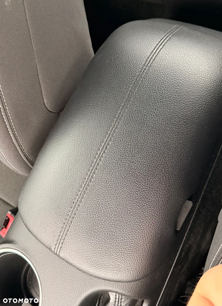 Ford Mustang 3.7 V6 Premium - 25