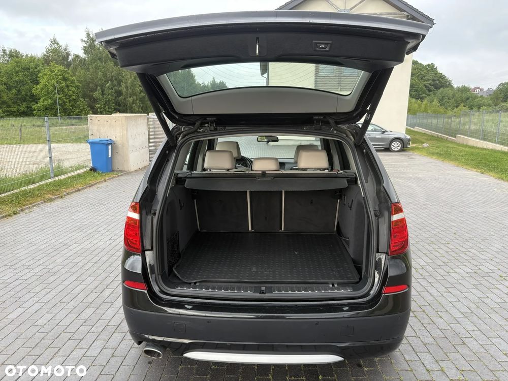 BMW X3 xDrive20d - 23