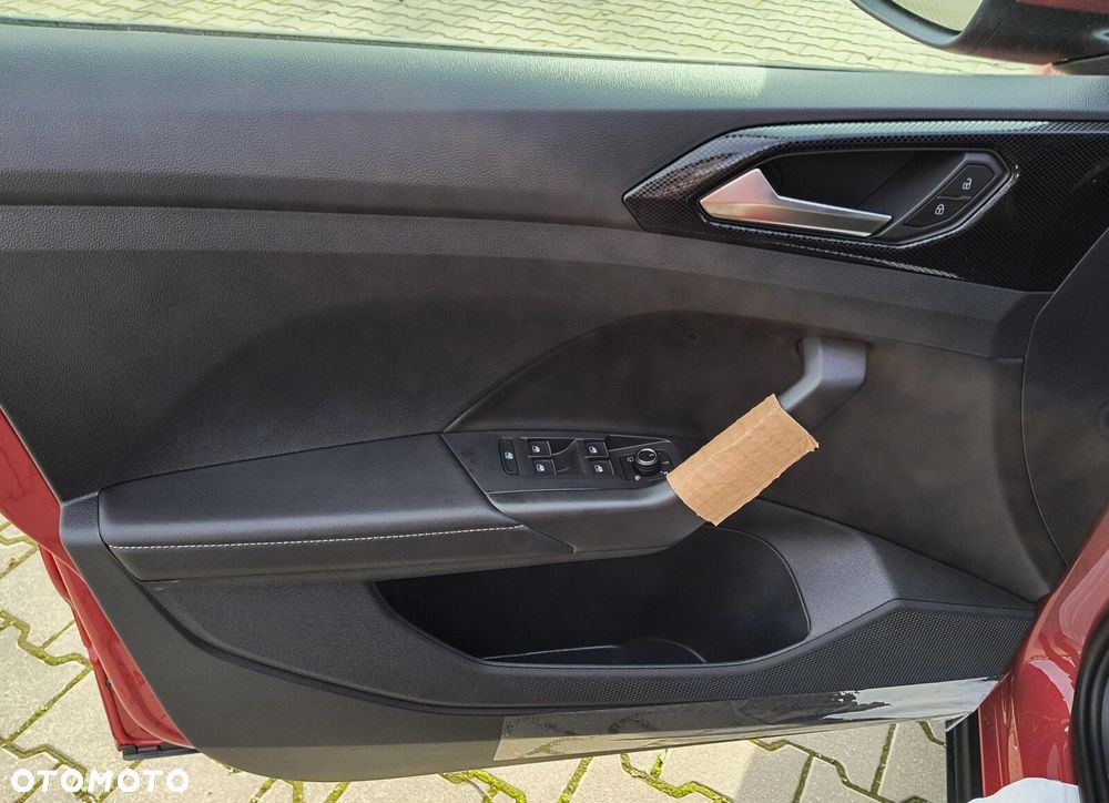 Volkswagen T-Cross - 20