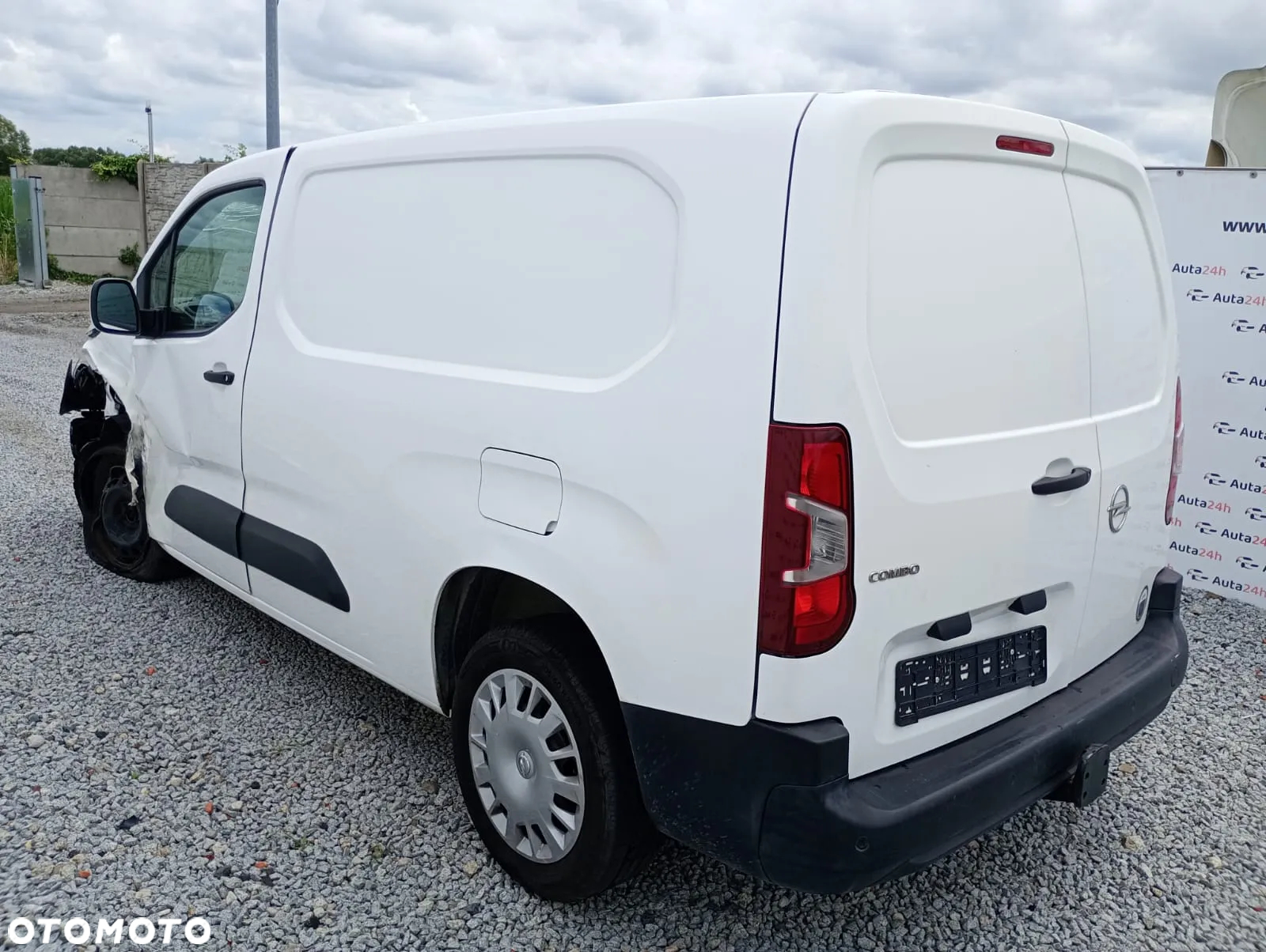 Opel COMBO - 8