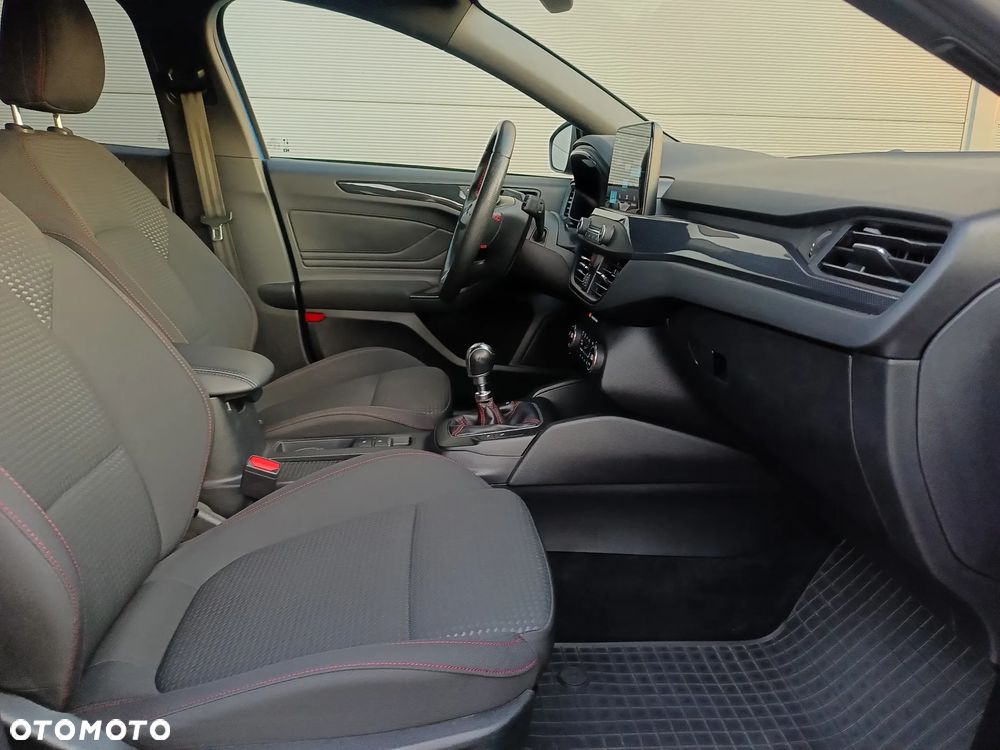 Ford Focus 1.0 EcoBoost mHEV ST-Line - 15