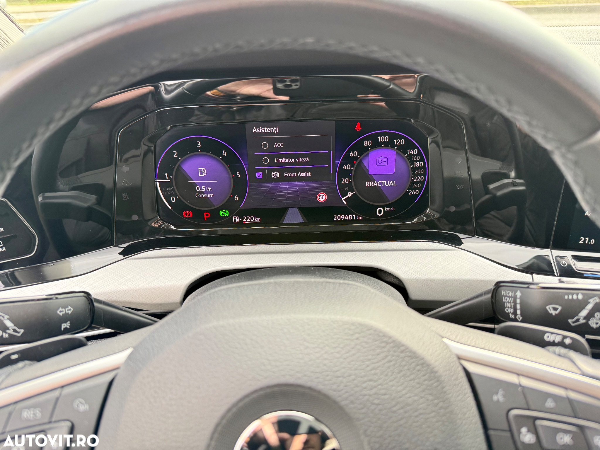 Volkswagen Golf 2.0 TDI DSG Life - 19