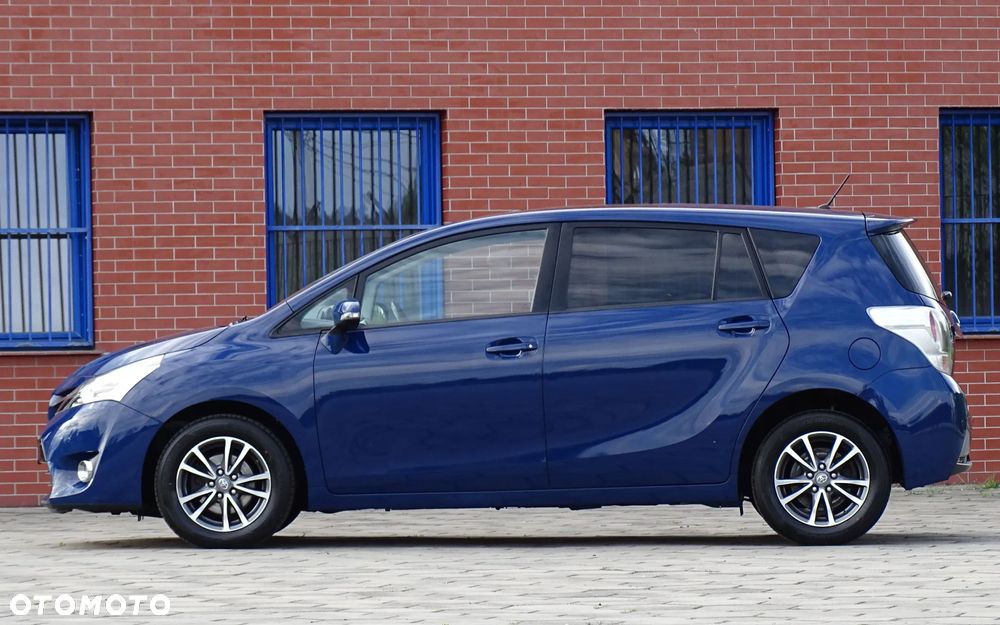 Toyota Verso 1.6 D-4D Prestige - 4