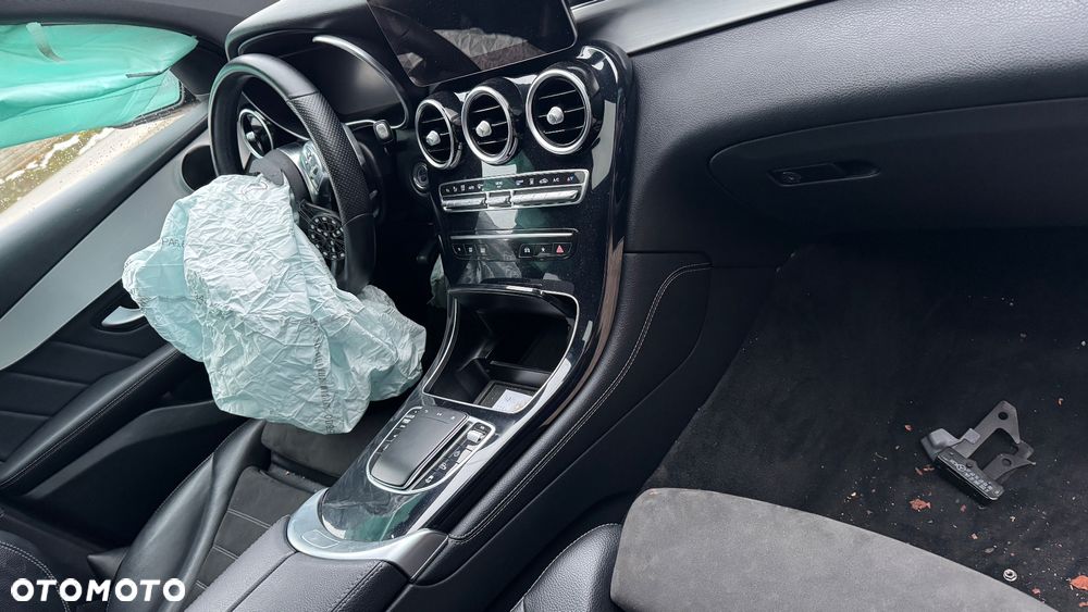 Mercedes-Benz GLC - 7