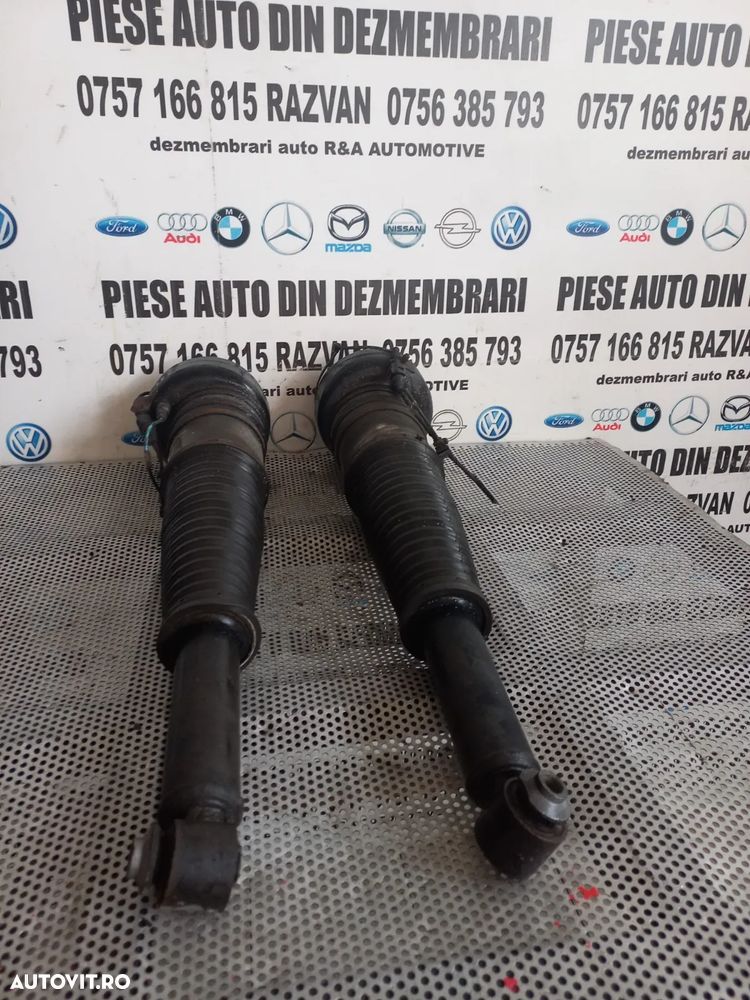 Perne Perna Aer Telescop Pneumatic Stanga Dreapta Spate Originale Audi A8 4H D4 An 2010-2011-2012-2013-2014-2015-2016-2017 94.000 Km Cod 4H0616001M 4H0616002M Dezmembrez Audi A8 4H D4 3.0 Tdi Quattro Motor CDT Cutie MXU Volan Stanga - Dezmembrari Arad - 4