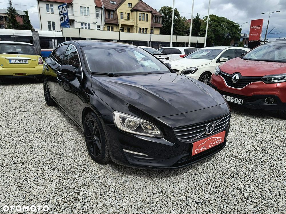 Volvo S60 D2 Drive-E Momentum - 4