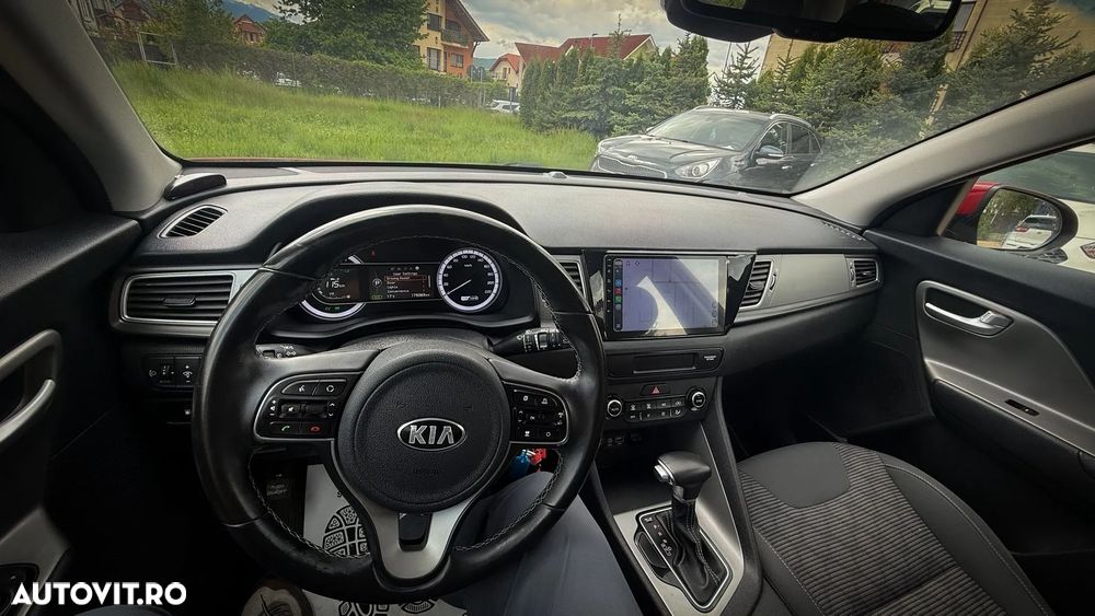 Kia Niro 1.6 GDI HEV 2WD OPF Aut. Edition 7 - 8