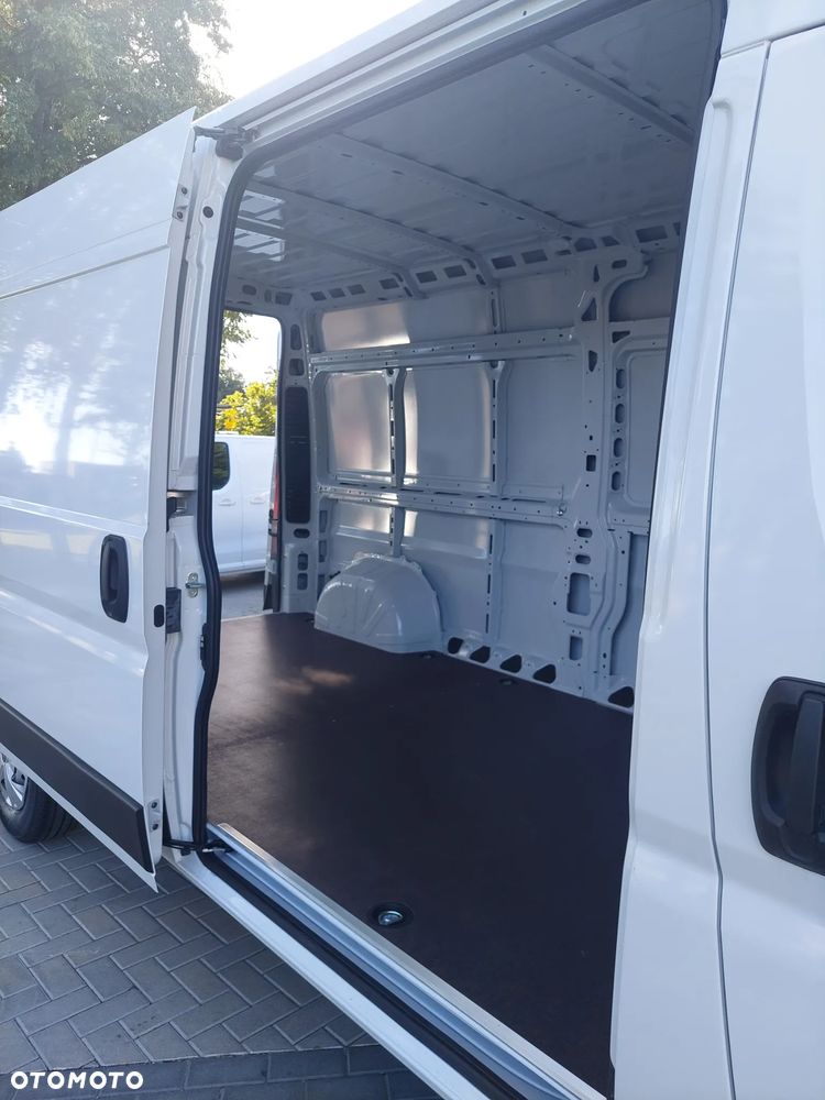 Toyota Proace MAX - 16
