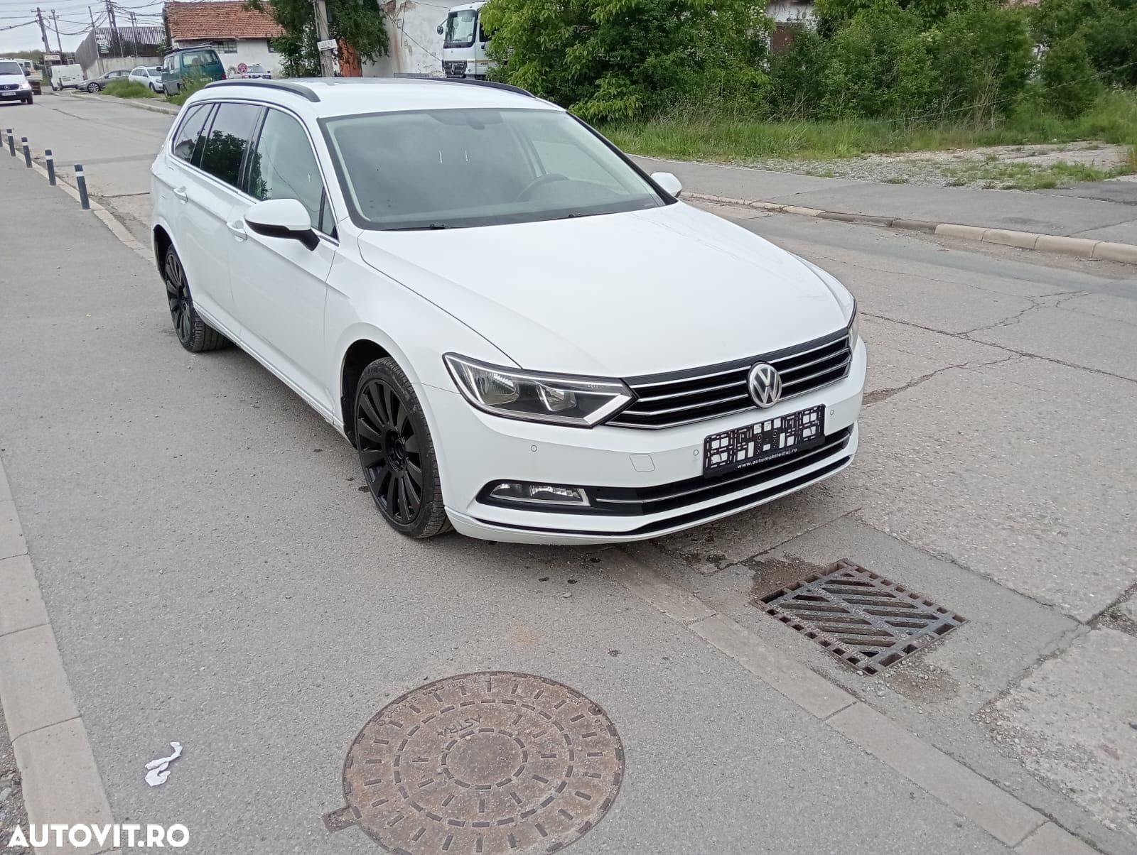 Volkswagen Passat Variant 2.0 TDI DSG (BlueMotion Technology) Comfortline - 1