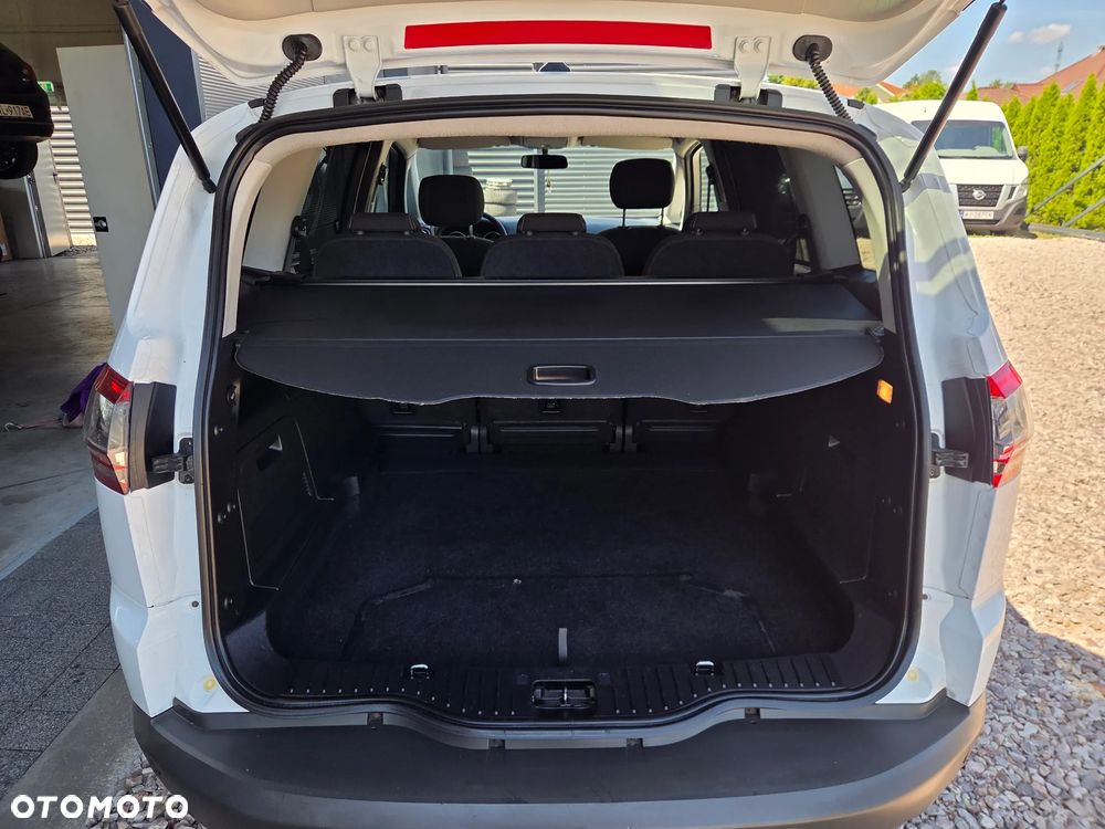 Ford S-Max 2.0 TDCi DPF Trend - 17